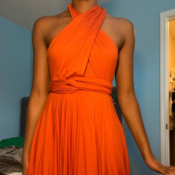 Multiple Arrangements Flowy Dress - Picture 3 of 6